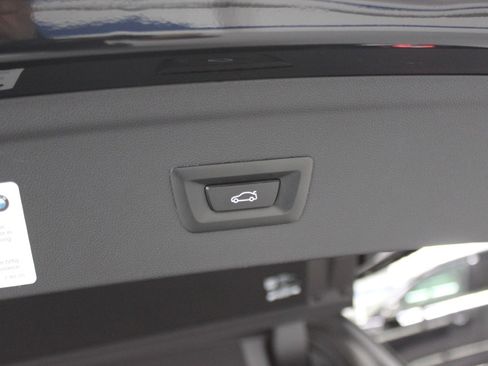 Used 2024 BMW iX M60 AWD/4WD image 39