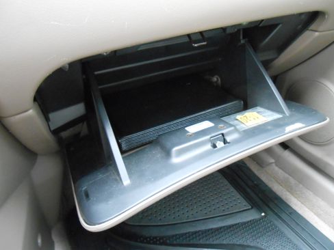 Used 2006 Nissan Sentra GXE image 15