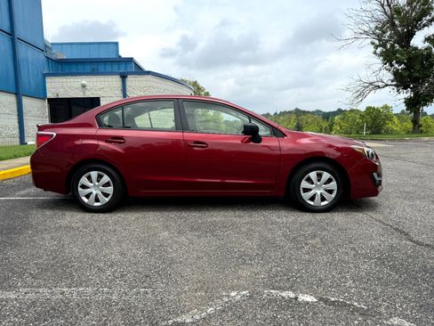 Used 2015 Subaru Impreza 2.0i image 4
