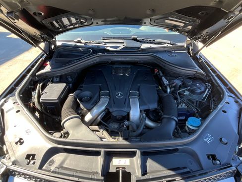 Used 2013 Mercedes-Benz GL 450 image 23