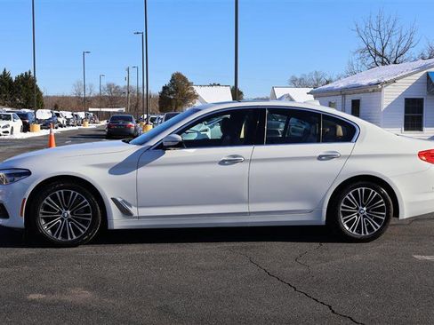 Used 2017 BMW 540i xDrive image 4