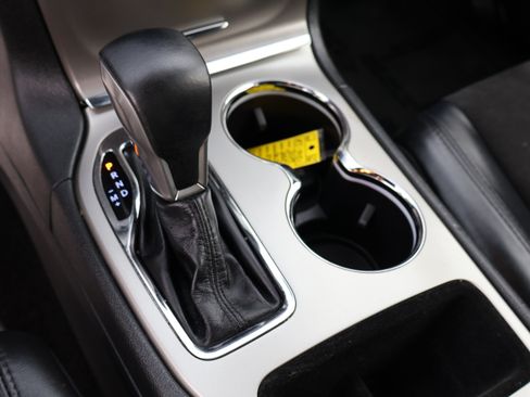 Used 2019 Jeep Grand Cherokee Altitude image 30