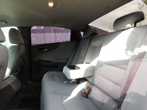 Used 2017 Chevrolet Malibu LS image 18