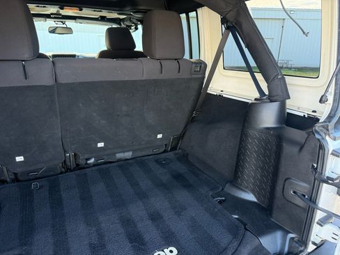 Used 2013 Jeep Wrangler Unlimited Sport image 34