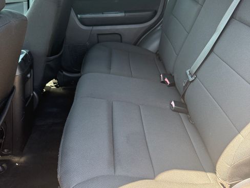 Used 2009 Ford Escape 2WD XLT image 12