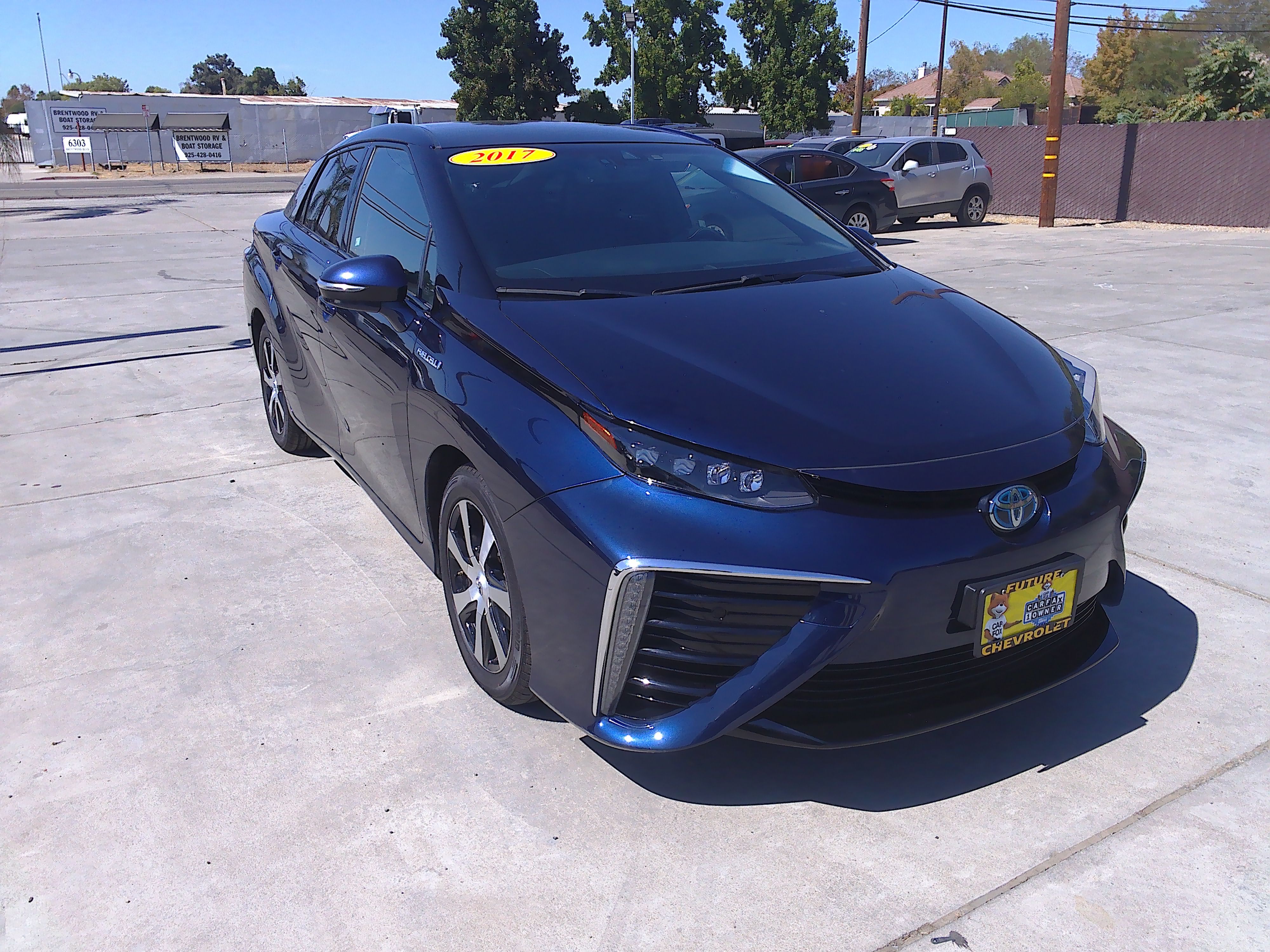 Used 2017 Toyota Mirai FWD image 1