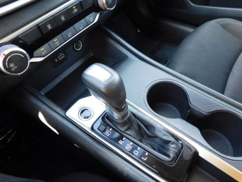 Used 2023 Nissan Altima 2.5 S FWD image 16