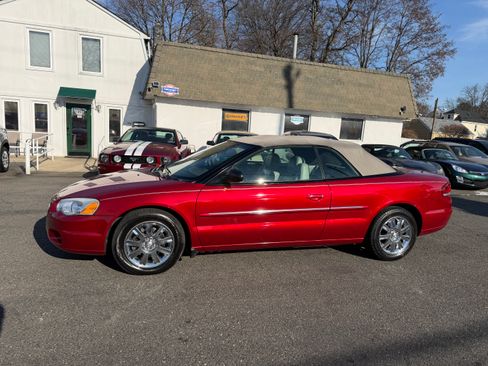 Used 2004 Chrysler Sebring Limited image 26