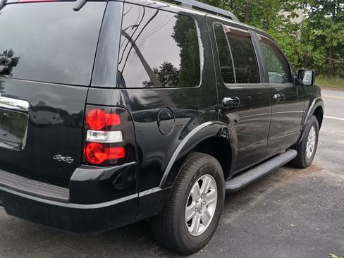Used 2008 Ford Explorer XLT image 5