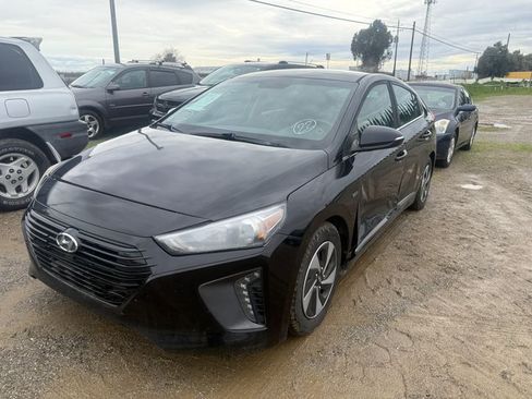 Used 2018 Hyundai Ioniq SEL image 3