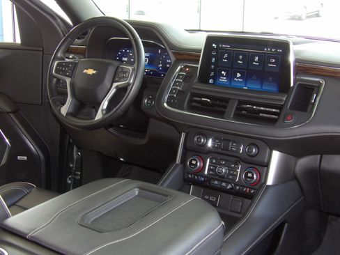 Used 2024 Chevrolet Tahoe Premier image 30