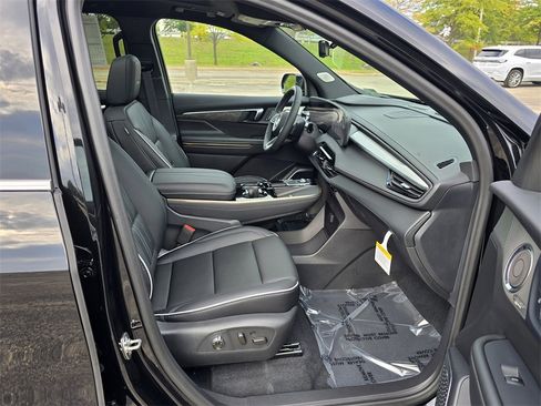 New 2026 Buick Enclave Avenir image 35