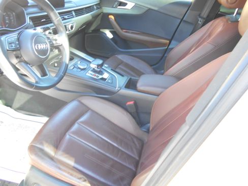 Used 2019 Audi A4 2.0T Premium image 8