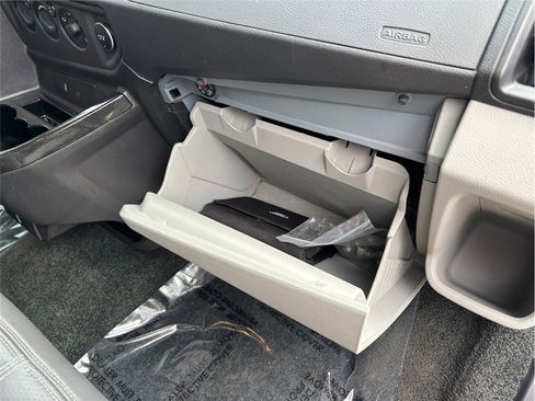 Used 2019 Ford Transit 150 image 43