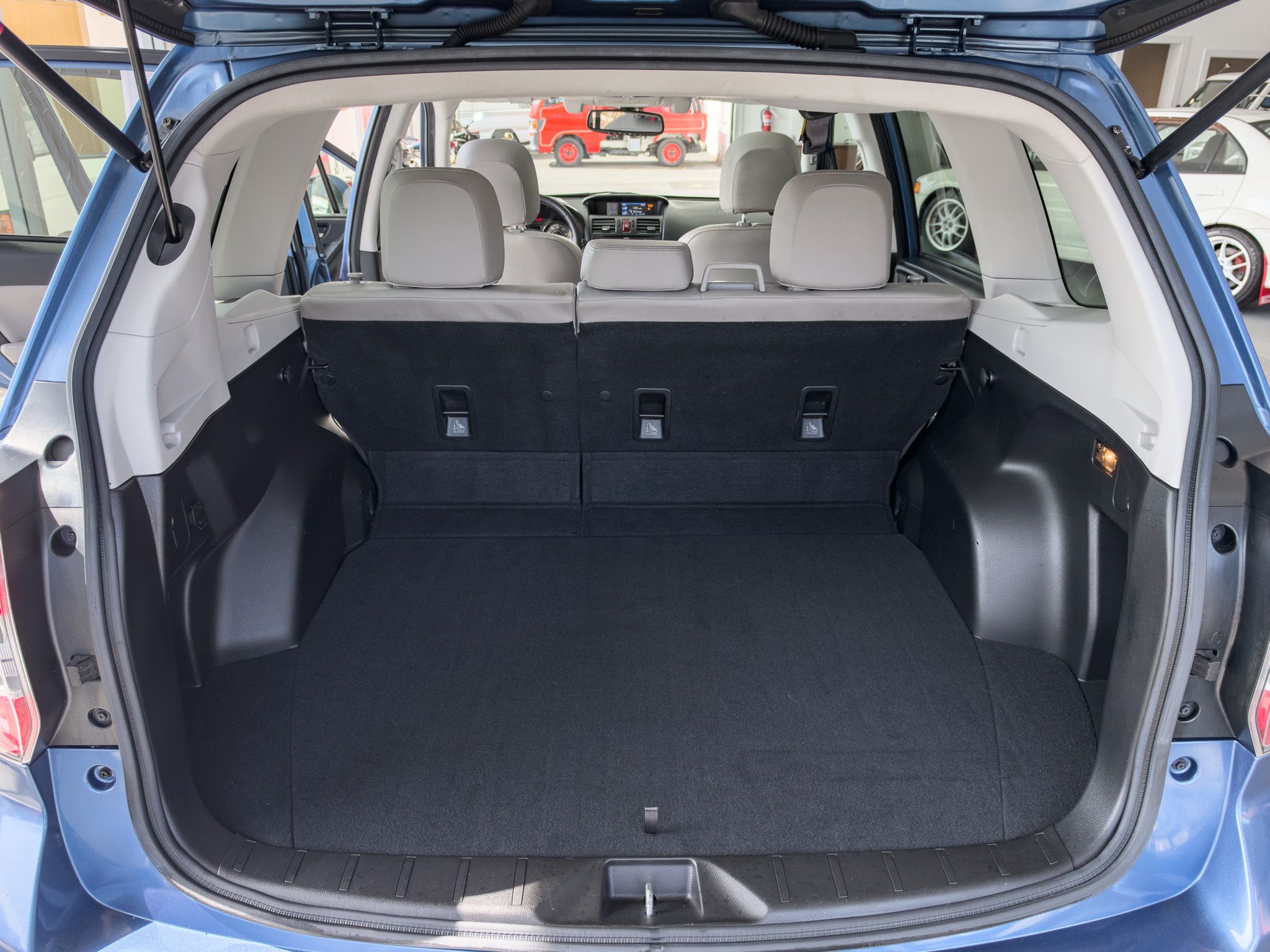 Used 2015 Subaru Forester 2.5i Limited AWD/4WD image 16