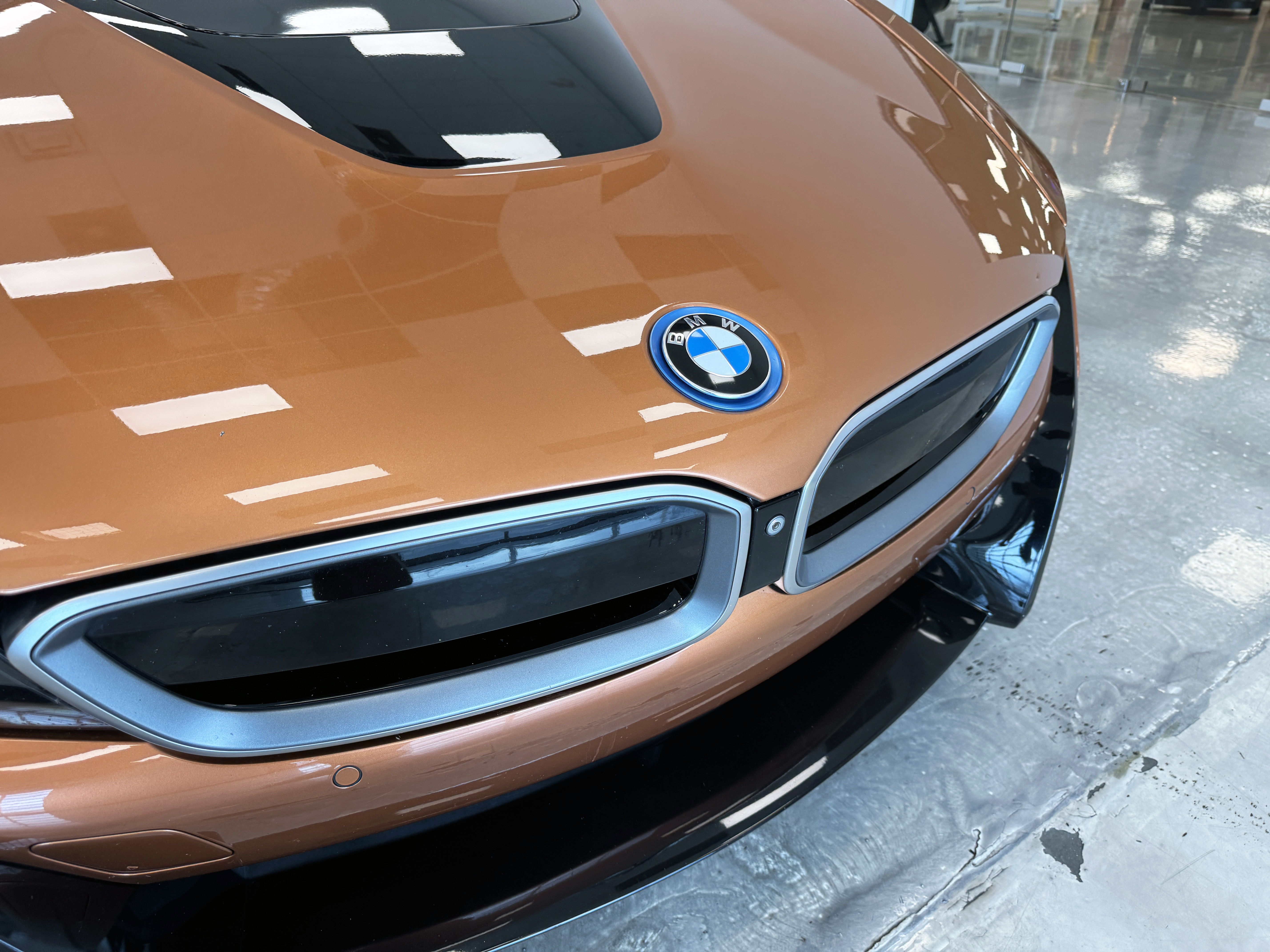 Used 2019 BMW i8 Coupe AWD/4WD image 6