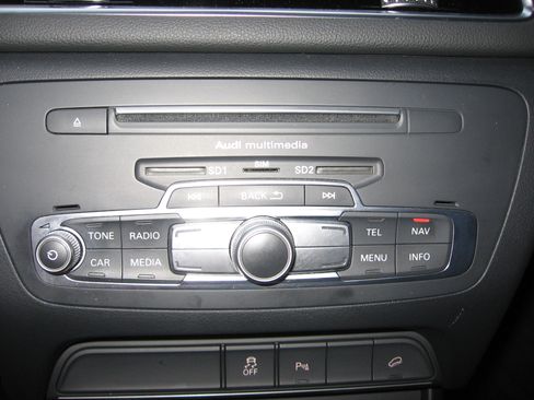 Used 2016 Audi Q3 2.0T Premium Plus image 10