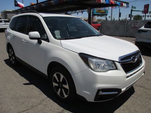 Used 2018 Subaru Forester 2.5i Premium AWD/4WD image 17
