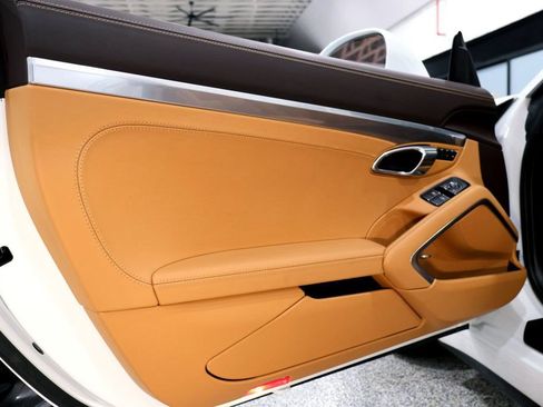Used 2017 Porsche 911 Targa 4S AWD/4WD image 23
