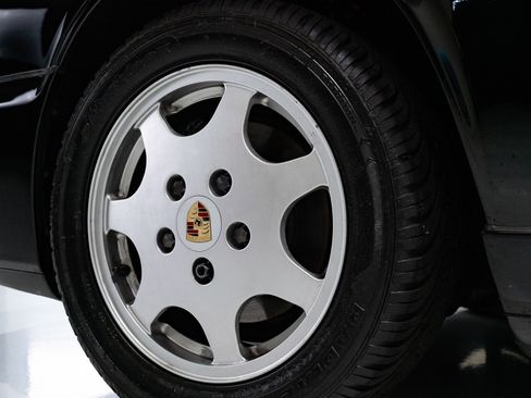 Used 1991 Porsche 911 Carrera 4 image 12