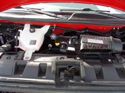 Used 2017 Chevrolet Express 2500 LS image 12