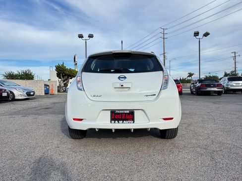 Used 2013 Nissan Leaf S image 6