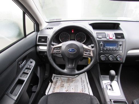 Used 2014 Subaru XV Crosstrek 2.0i Premium image 18