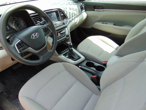 Used 2018 Hyundai Elantra SEL image 11