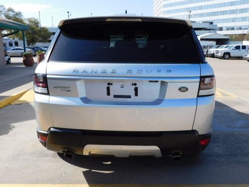 Used 2016 Land Rover Range Rover Sport HSE image 7