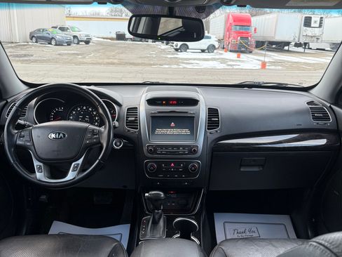 Used 2015 Kia Sorento EX image 17