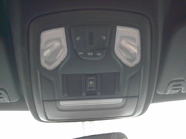 Used 2022 RAM 1500 Tradesman AWD/4WD image 18