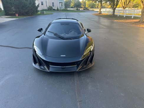 Used 2016 McLaren 675LT Coupe RWD image 15