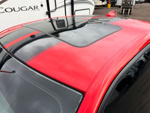 Used 2017 Dodge Charger R/T Scat Pack image 11