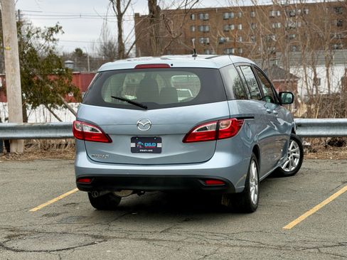 Used 2012 MAZDA MAZDA5 Sport image 5