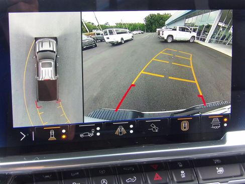 Used 2026 Chevrolet Silverado 1500 4x4 Crew Cab High Country image 8
