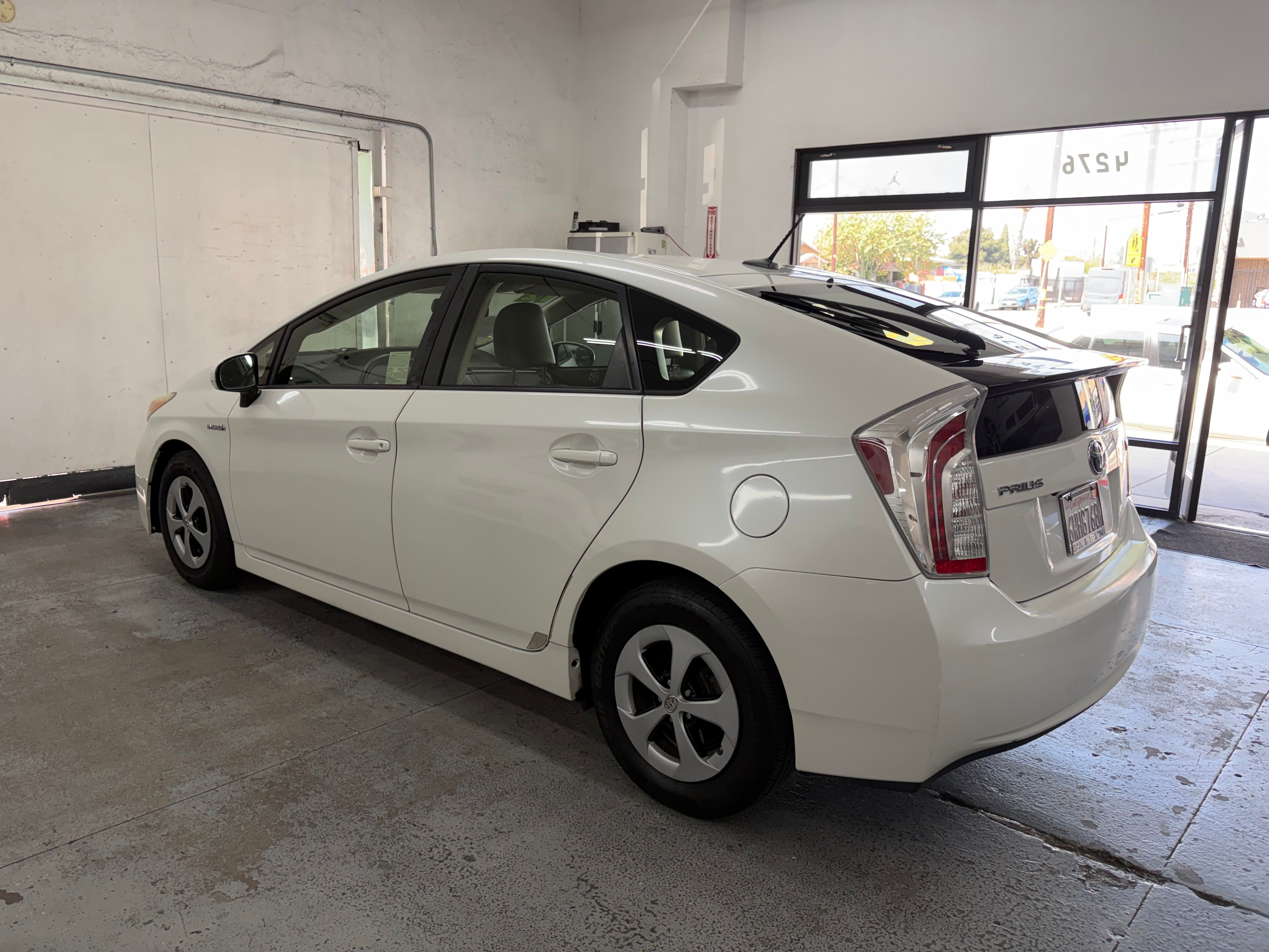 Used 2012 Toyota Prius Four Hatchback 4D FWD image 4