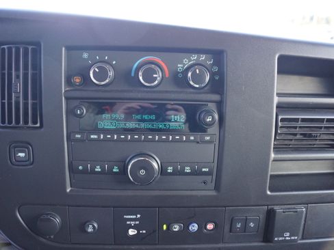 Used 2021 Chevrolet Express 3500 LT image 11