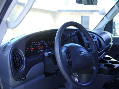 Used 2007 Ford E-350 and Econoline 350 image 10
