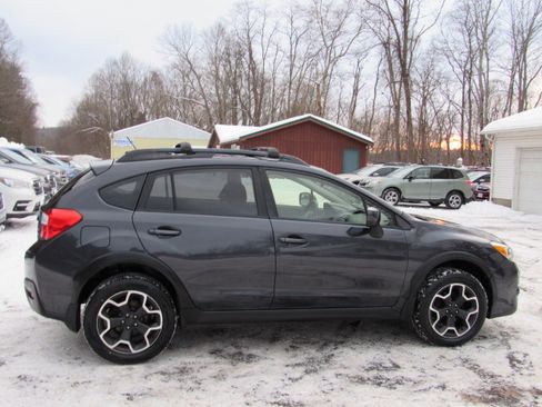 Used 2014 Subaru XV Crosstrek 2.0i Limited image 11