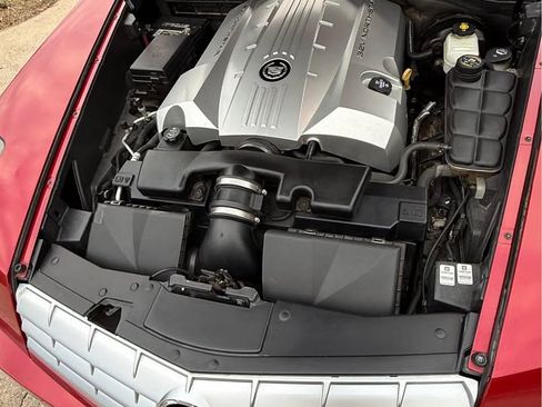 Used 2004 Cadillac XLR image 6