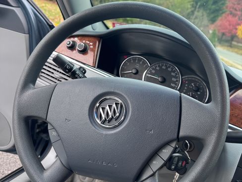 Used 2006 Buick LaCrosse CX image 22