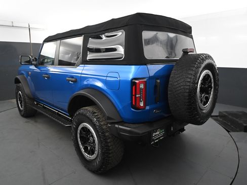 Used 2021 Ford Bronco Badlands image 3