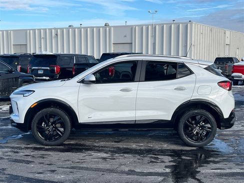 New 2026 Buick Encore GX Sport Touring image 5