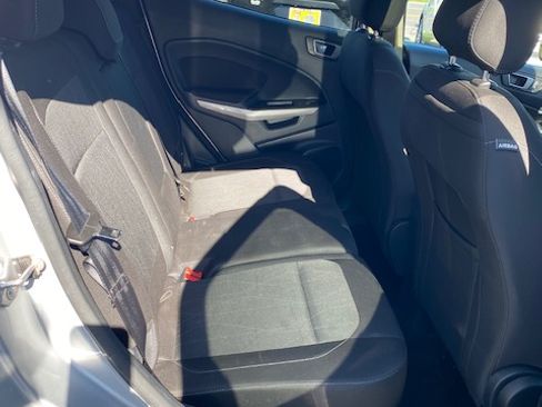 Used 2020 Ford EcoSport SE image 18