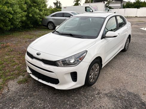 Used 2020 Kia Rio LX FWD image 1