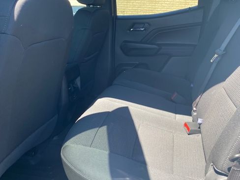 Used 2024 GMC Canyon 4x4 Crew Cab Elevation image 14