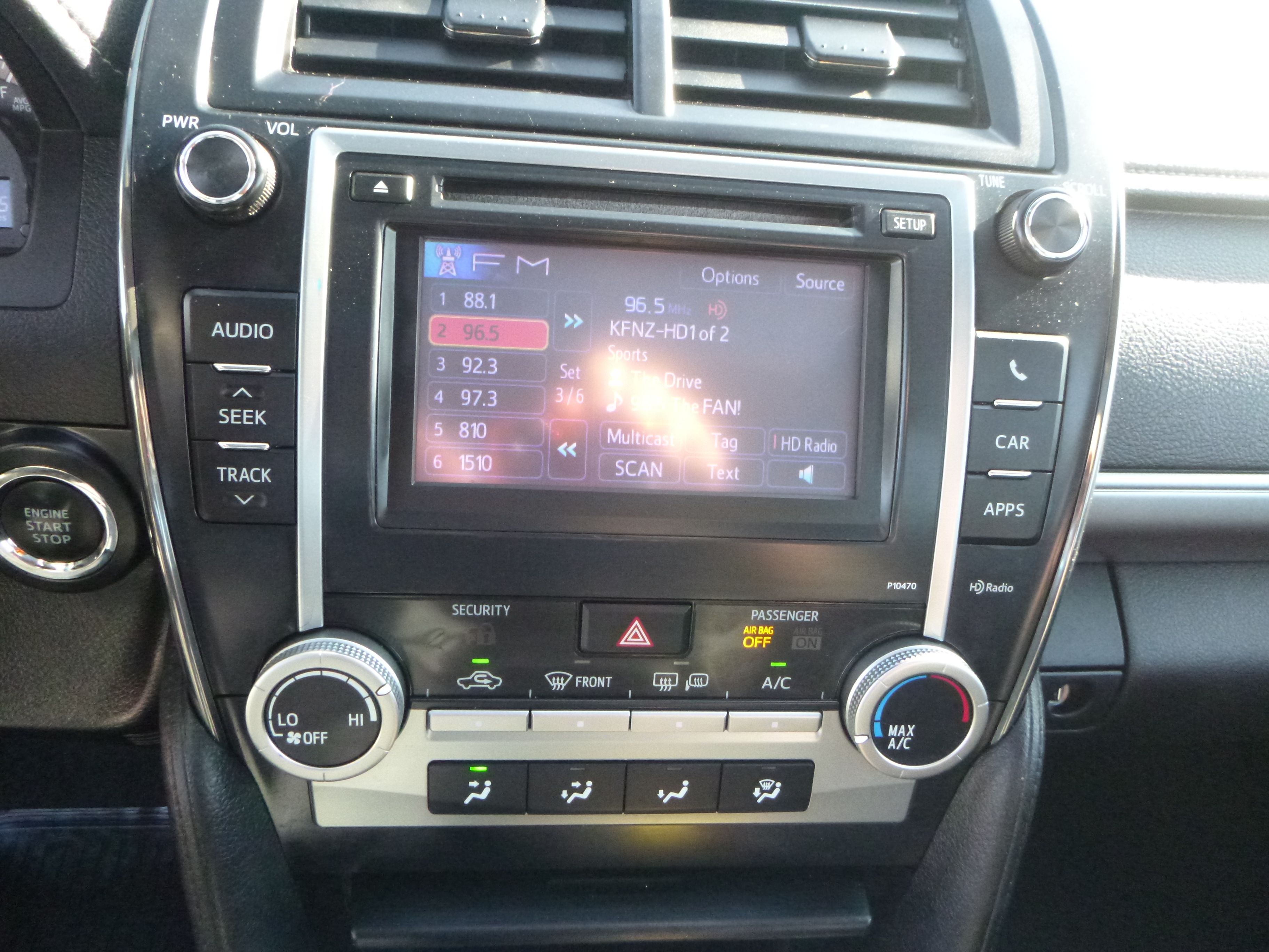 Used 2014 Toyota Camry SE Sport FWD image 23