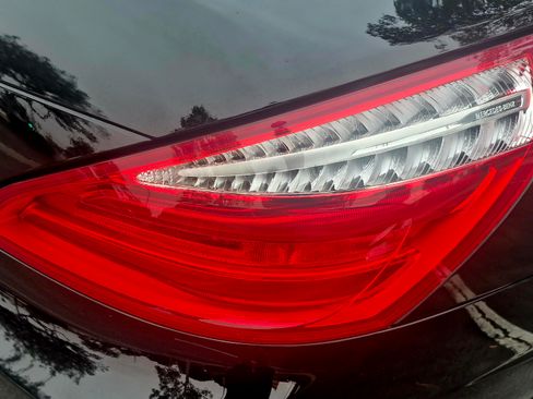 Used 2013 Mercedes-Benz SL 550 image 31