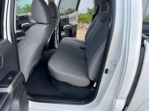 Used 2023 Toyota Tacoma Double Cab SR5 RWD image 17