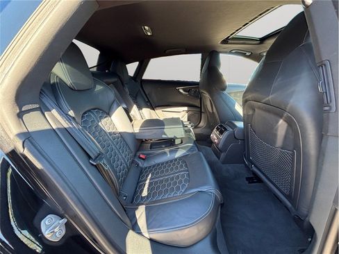 Used 2014 Audi RS 7 Prestige image 45